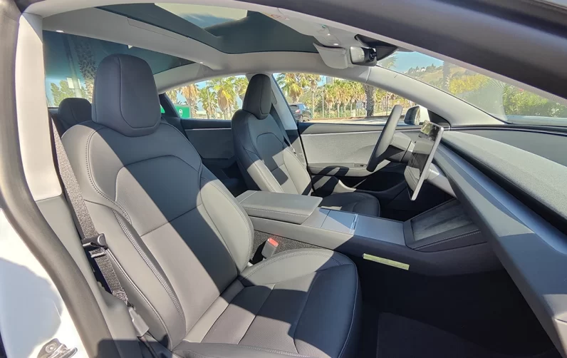 Tesla Model 3 Tração Traseira