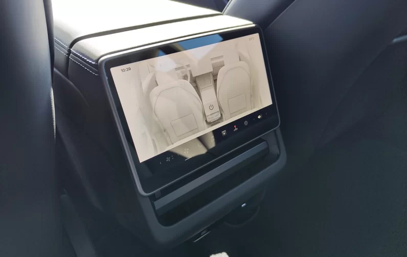 Tesla Model 3 Tração Traseira