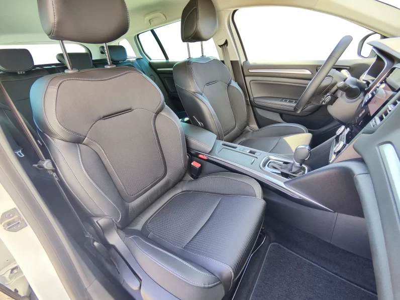 Renault Mégane Sport Tourer 1.6 E-Tech Plug-In Hybrid Equilibre