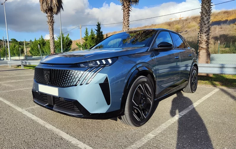 Peugeot E-3008 73 kWh GT