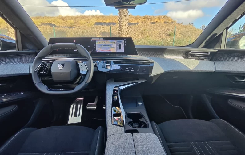 Peugeot E-3008 73 kWh GT