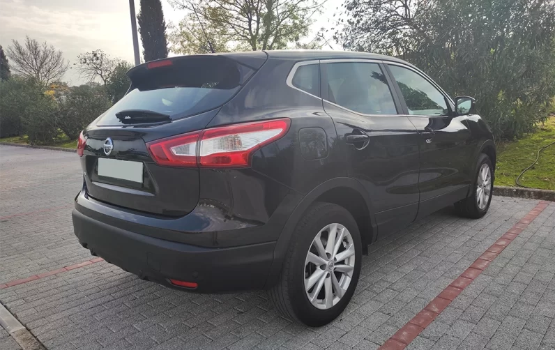 Nissan Qashqai 1.5 dCi N-Connecta