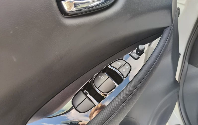 Nissan Leaf N-Connecta 40kWh