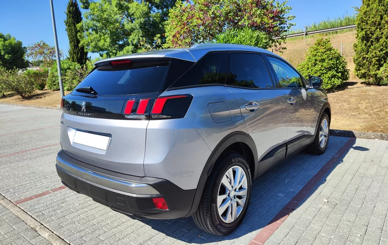 Peugeot 3008 1.5 BlueHDi Active