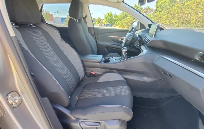 Peugeot 3008 1.5 BlueHDi Active