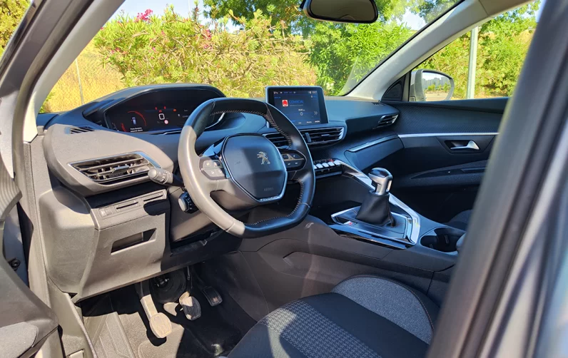 Peugeot 3008 1.5 BlueHDi Active