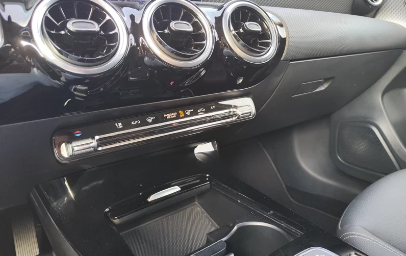 Mercedes-Benz A 200 Standard