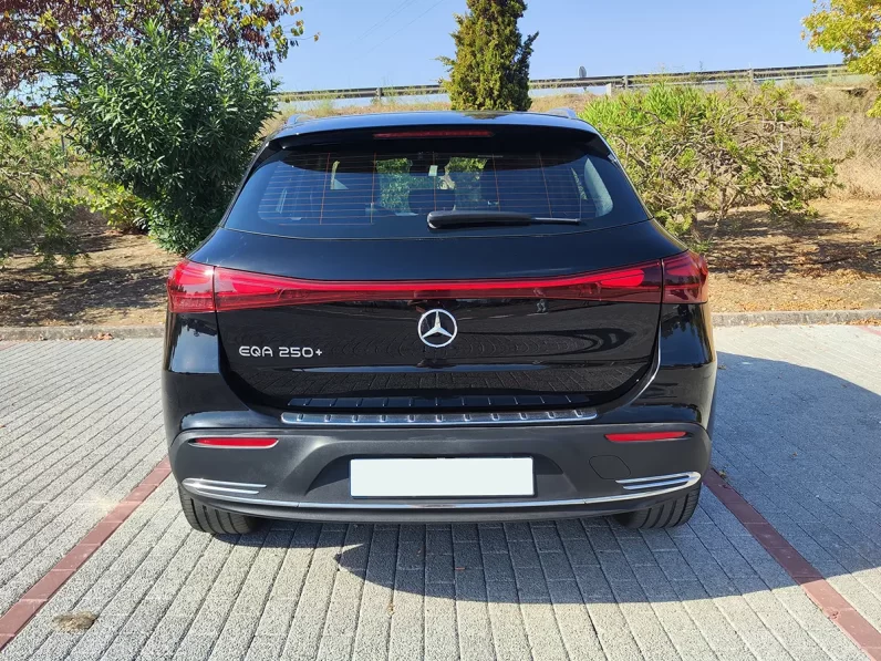 Mercedes-Benz EQA 250+ Progressive