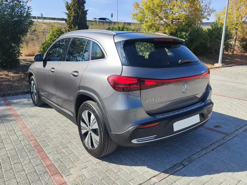 Mercedes-Benz EQA 250+ Progressive