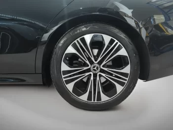 Mercedes-Benz E 220 d Avantgarde Station