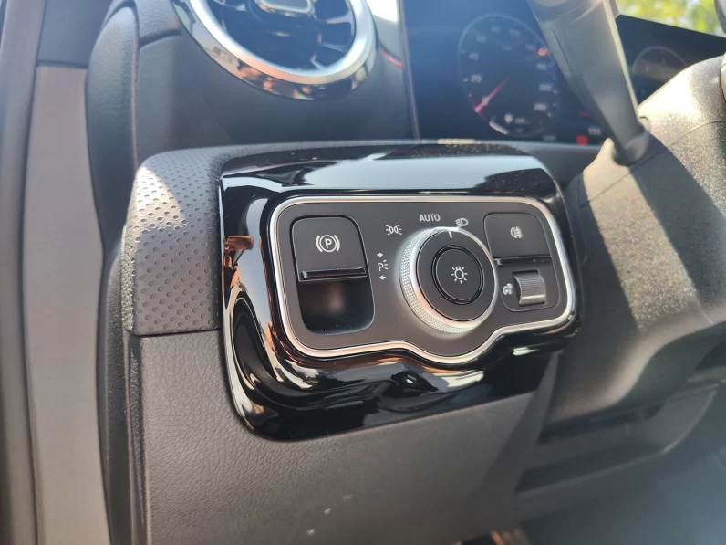 Mercedes-Benz A 180 d