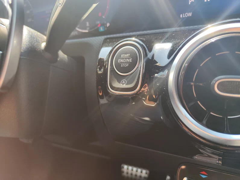 Mercedes-Benz A 180 d