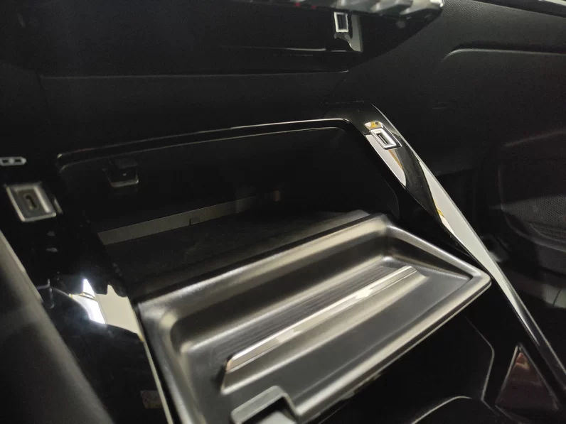 Peugeot 2008 1.5 BlueHDi Allure Pack EAT8