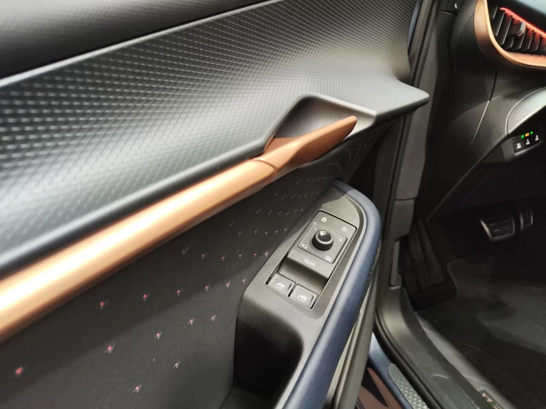 Cupra Tavascan 77 kWh VZ