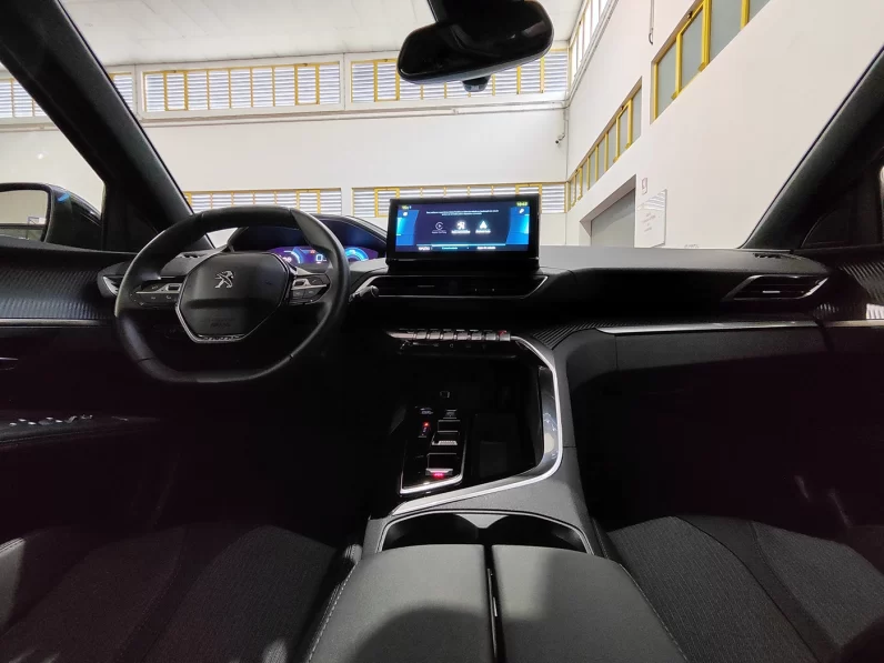 Peugeot 3008 1.6 Hybrid Allure Pack e-EAT8