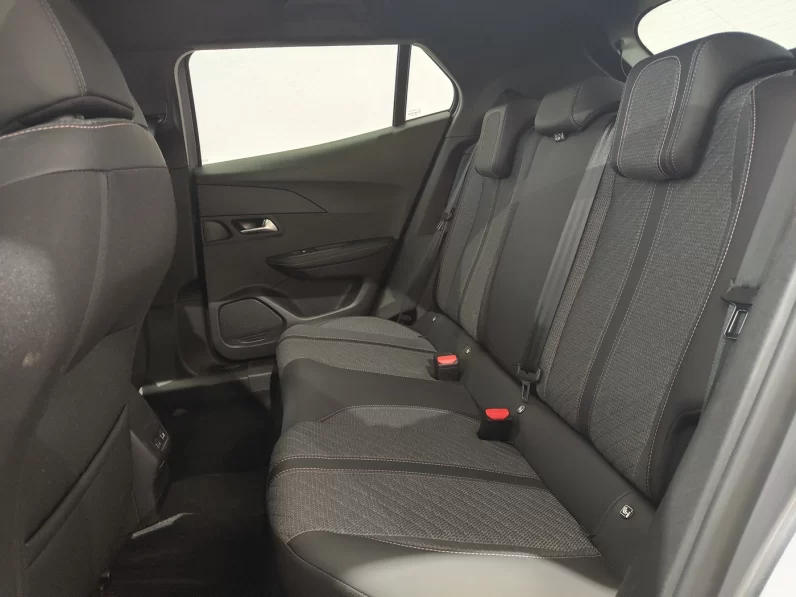 Peugeot e-2008 54 kWh Allure