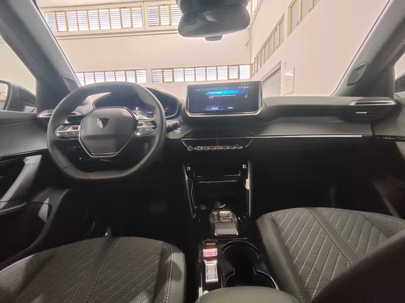 Peugeot e-2008 54 kWh Allure