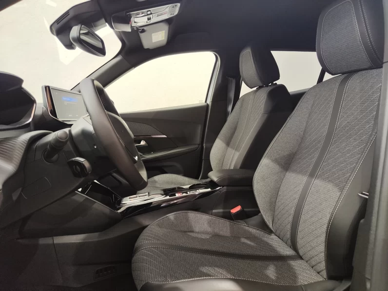 Peugeot e-2008 54 kWh Allure