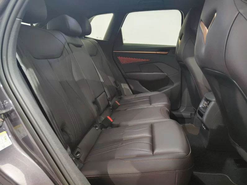 Cupra Terramar 1.5 e-Hybrid VZ DSG