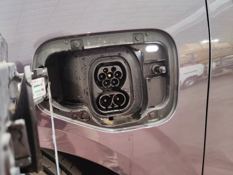 Cupra Terramar 1.5 e-Hybrid VZ DSG