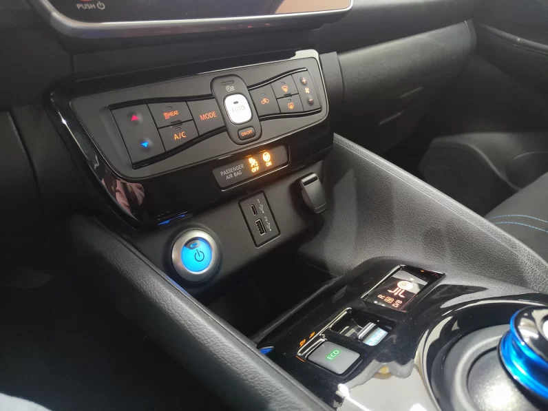 Nissan Leaf N-Connecta